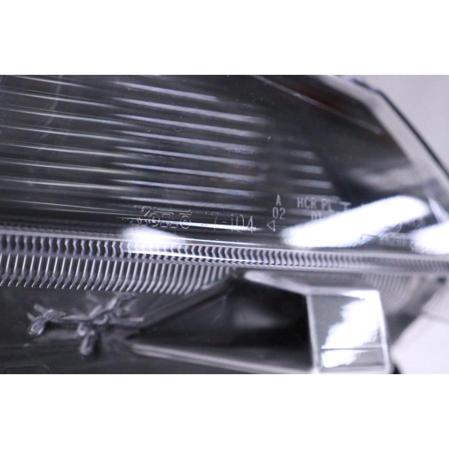 2X-987☆極上品 後期 LED ZVW51 プリウス☆右ヘッドライト ブラック
