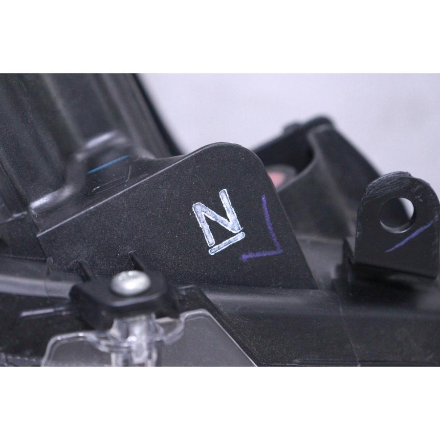 2Y-1522☆美品☆LED NRE210H カローラスポーツ☆右ヘッドライト KOITO