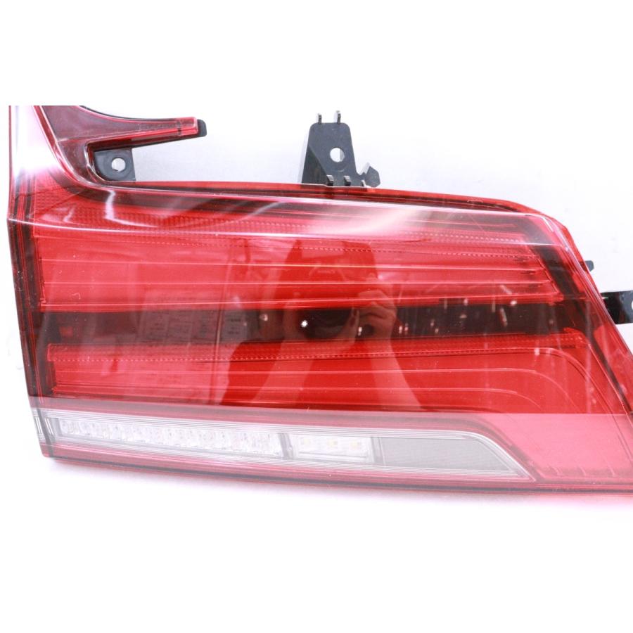 2Y-368☆美品☆後期 LED AGH30W アルファード☆左右テールライト 4点