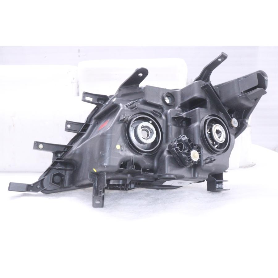 KOITO 100-23682 セレナ 後期　ヘッドライト 左右セット 30-1058☆【値下】後期 ハロゲン C26 セレナ☆右ヘッドライト KOITO