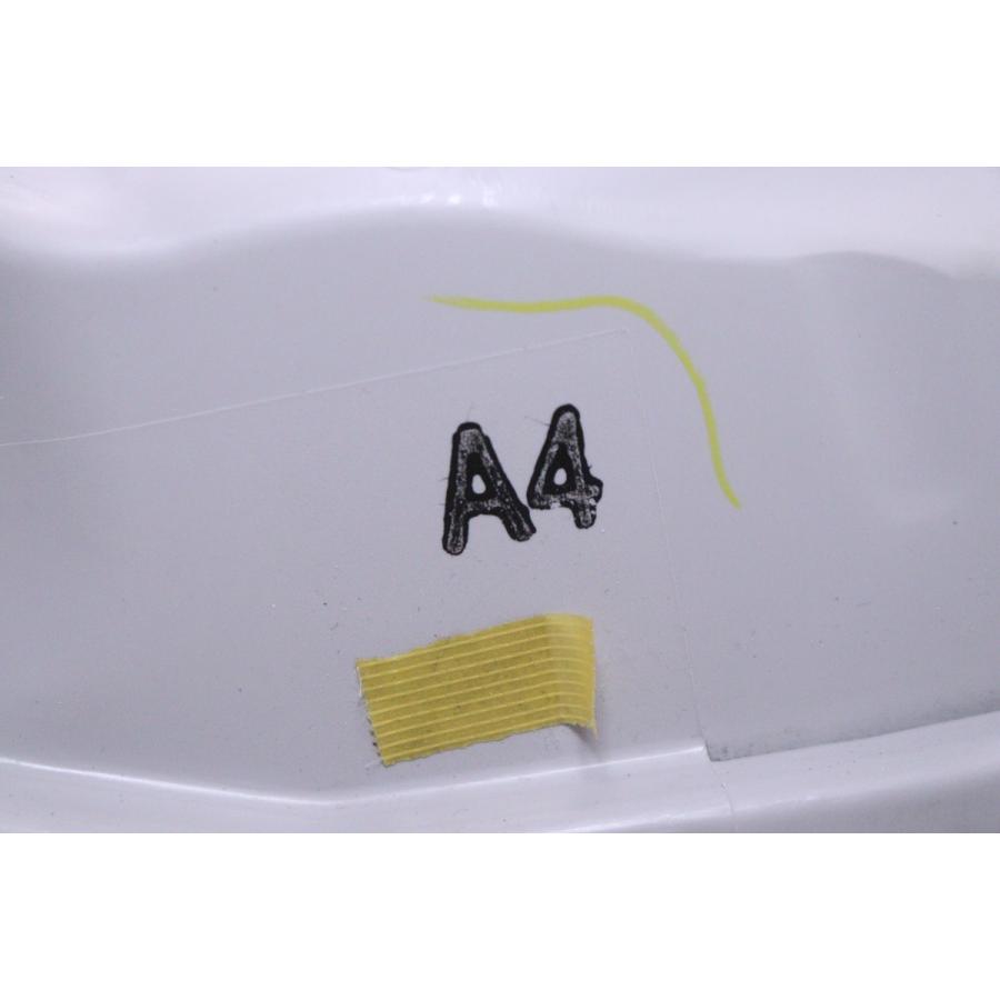 30-1126☆美品☆4型~ LED 200系 ハイエース☆右ヘッドライト KOITO 26