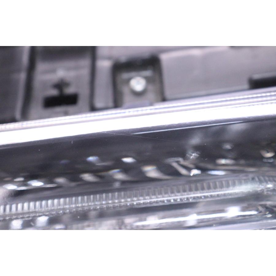30-2082☆【値下】美品☆前期 LED AGH30W ヴェルファイア☆右ヘッド