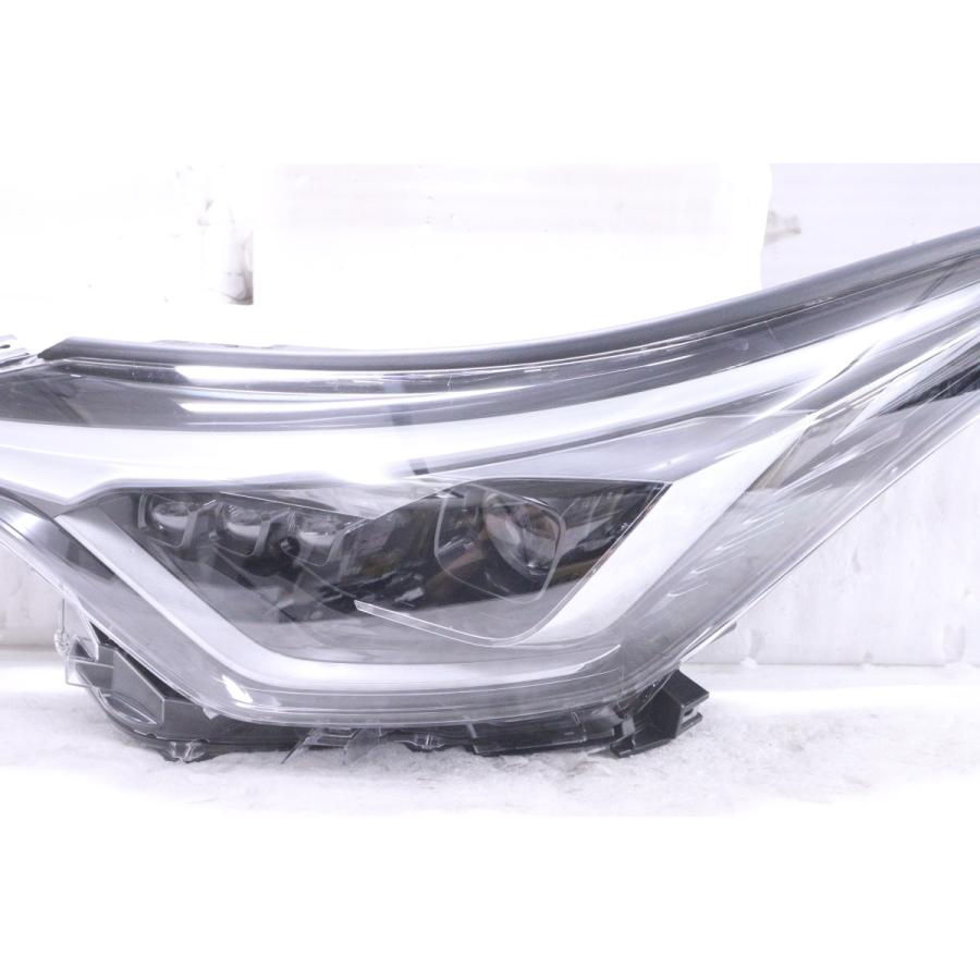 30-2225☆美品☆後期 LED ZYX11 C-HR☆左ヘッドライト GRスポーツ