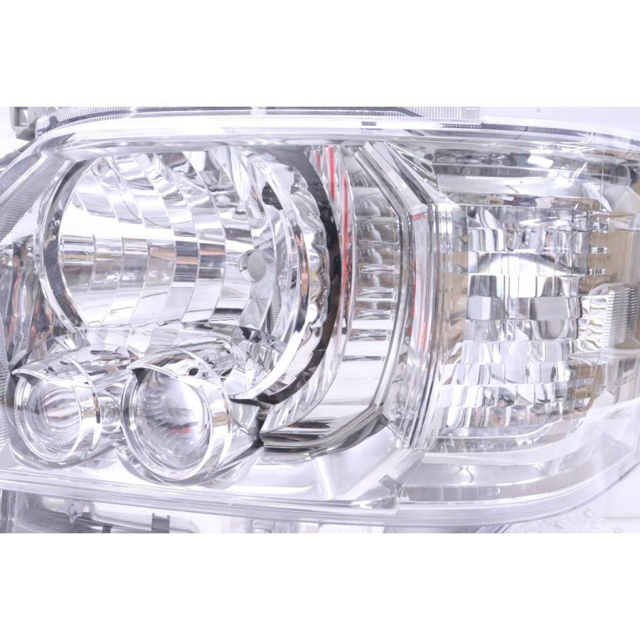 30-2367☆美品☆4型~ LED 200系 ハイエース☆左ヘッドライト KOITO 26