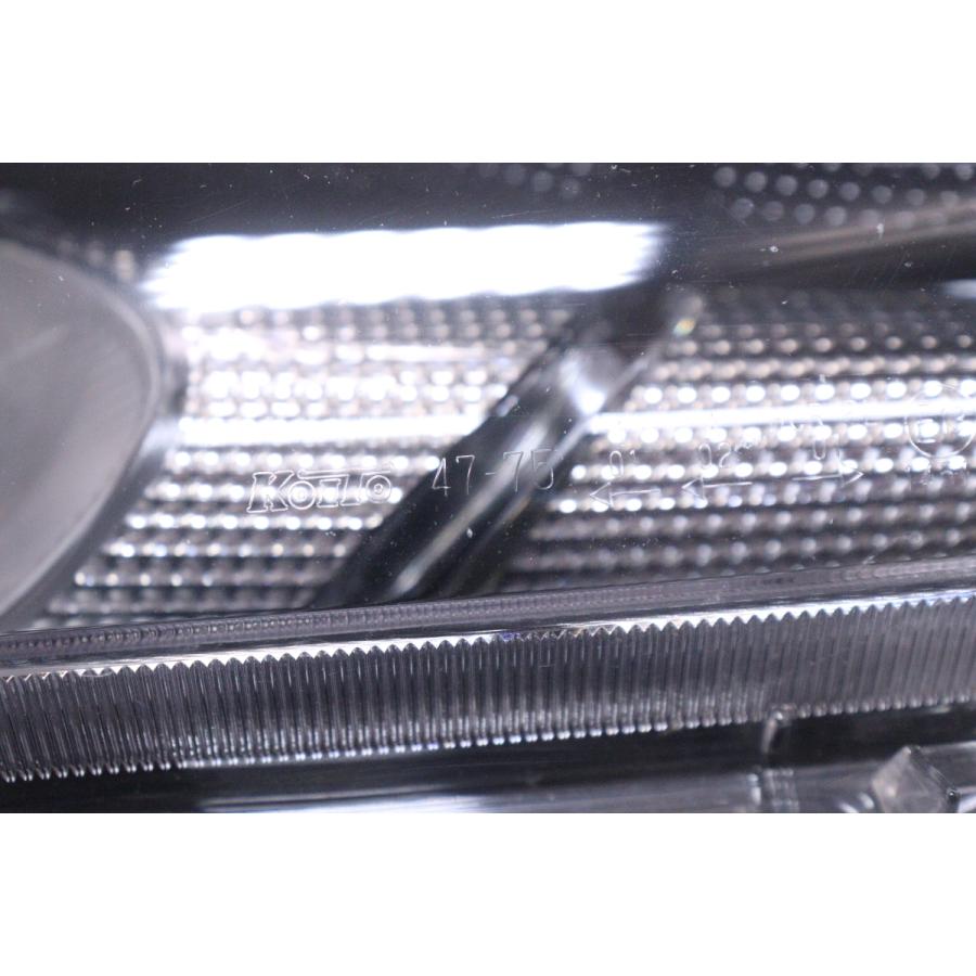 30-312☆【値下】前期 LED ZVW50 プリウス☆右ヘッドライト KOITO 47