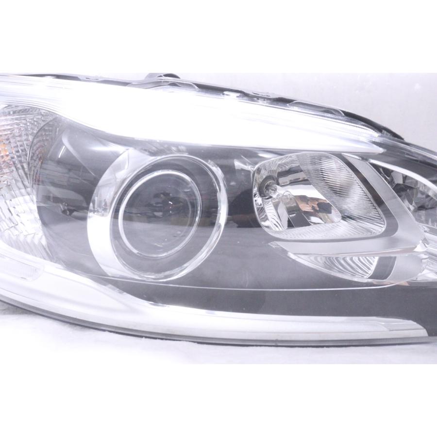 30-343☆HID D4 VOLVO XC60☆右ヘッドライト 31420252 メッキ 純正