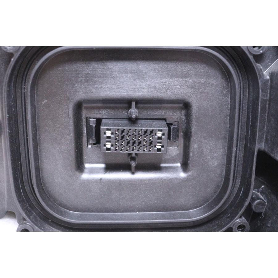 30-481☆【値下】後期 LED MB VOLVO V40☆右ヘッドライト 31677025