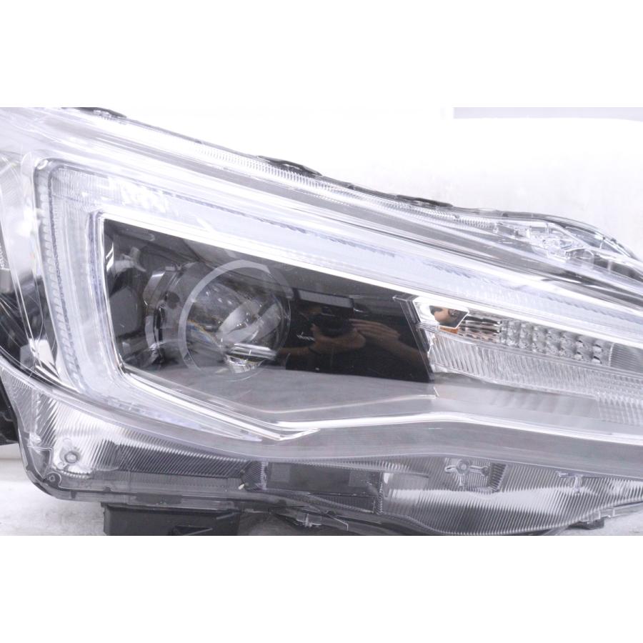 インプレッサスポーツ　GT2右側ライト 30-734☆美品☆後期 LED GT2 インプレッサ☆右ヘッドライト KOITO 100