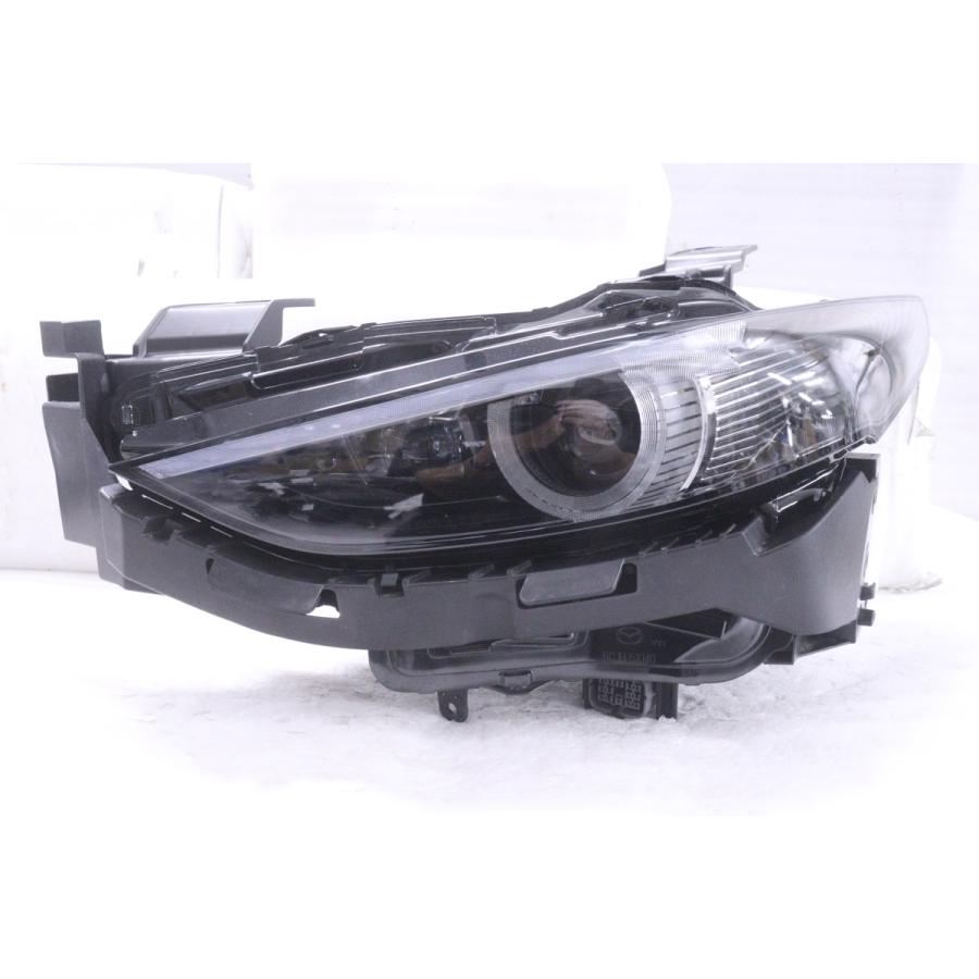 30-956☆美品☆LED BP系 MAZDA3 セダン ファストバック☆左ヘッド