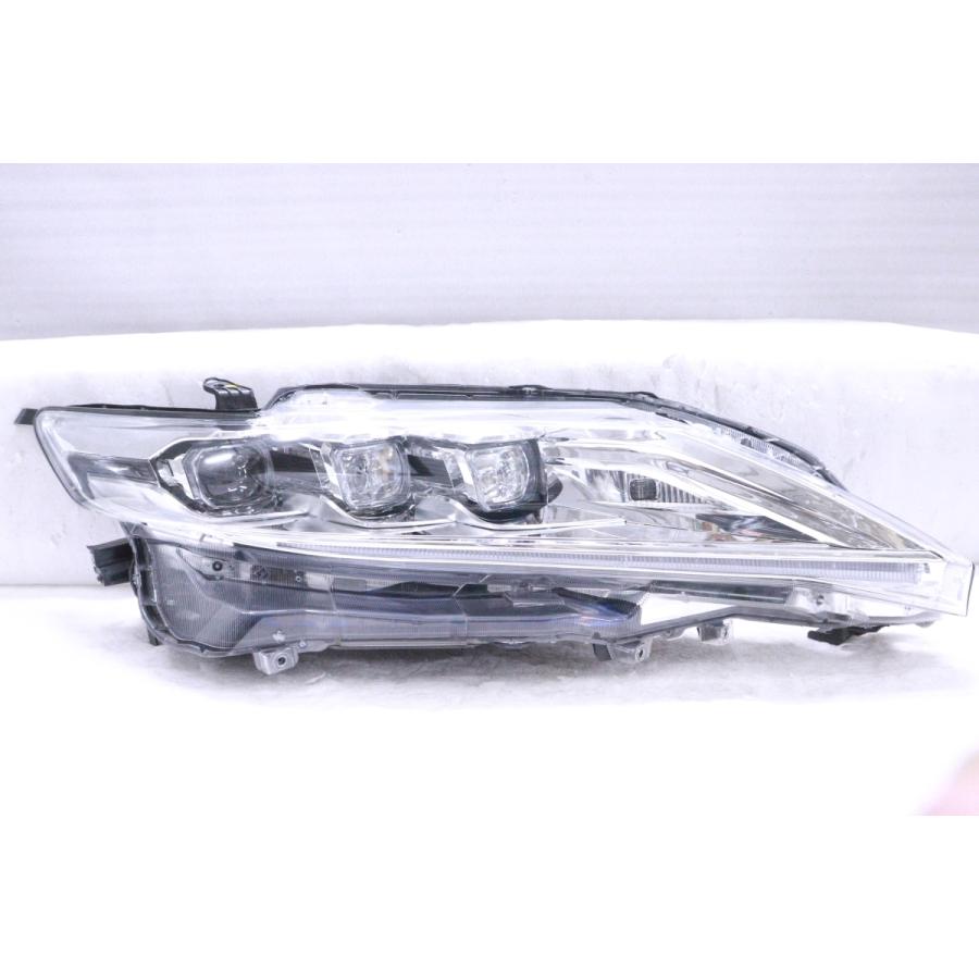 31-1070☆美品☆後期 LED ZSU60W ハリアー☆右ヘッドライト KOITO 48