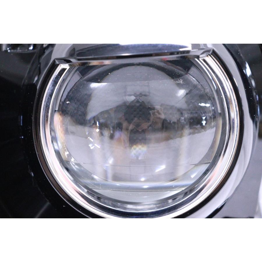 31-1950☆未使用品☆純正OP☆LED NRE210W カローラツーリング