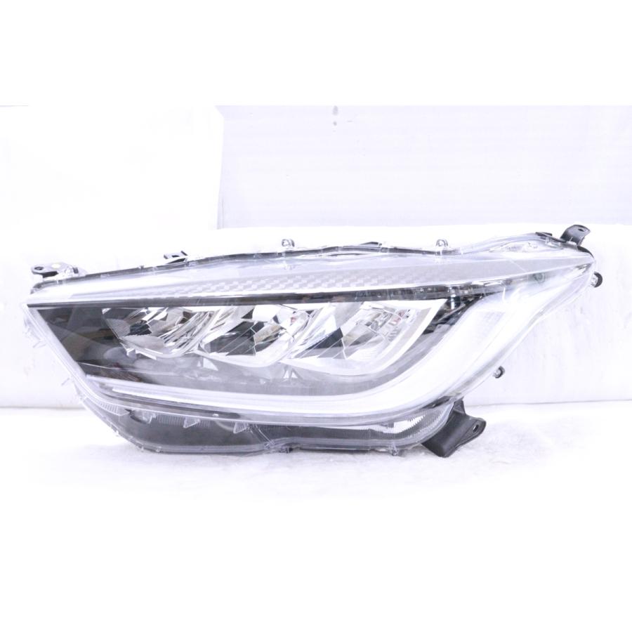 31-385☆美品☆LED MXPA10 ヤリス☆左ヘッドライト KOITO K0-3 打刻:K2 