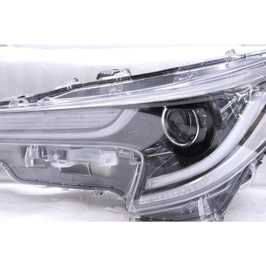NRE210H　トヨタ　カローラ　スポーツ　ヘッドライト 31-448☆LED NRE210H カローラスポーツ☆左ヘッドライト KOITO