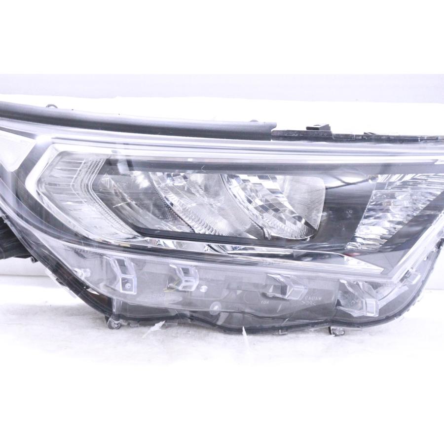 31-807☆美品☆前期 LED MXAA52 RAV4☆右ヘッドライト STANLEY 42-90