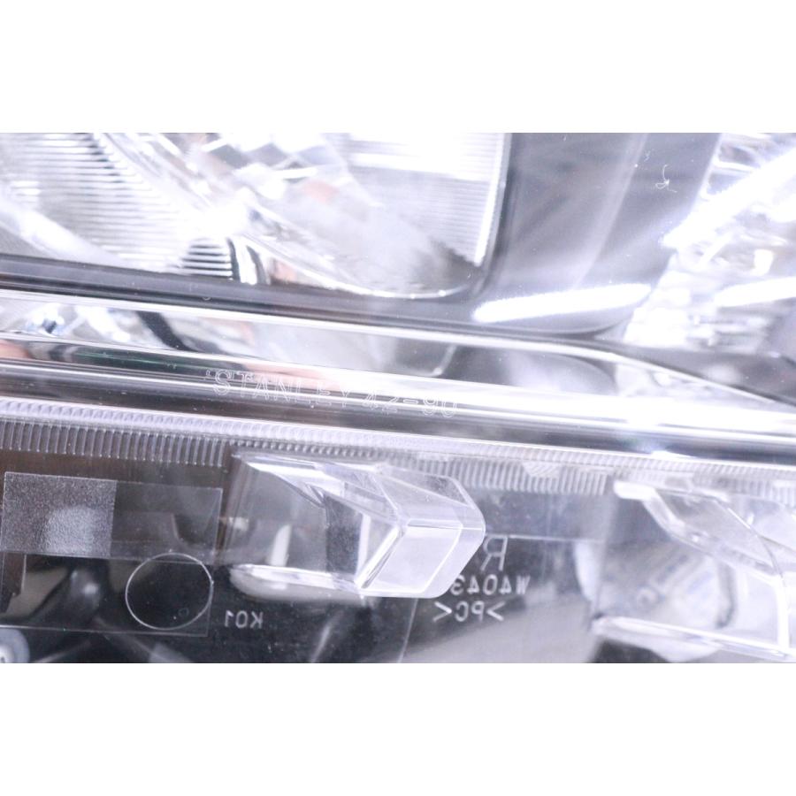 31-807☆美品☆前期 LED MXAA52 RAV4☆右ヘッドライト STANLEY 42-90