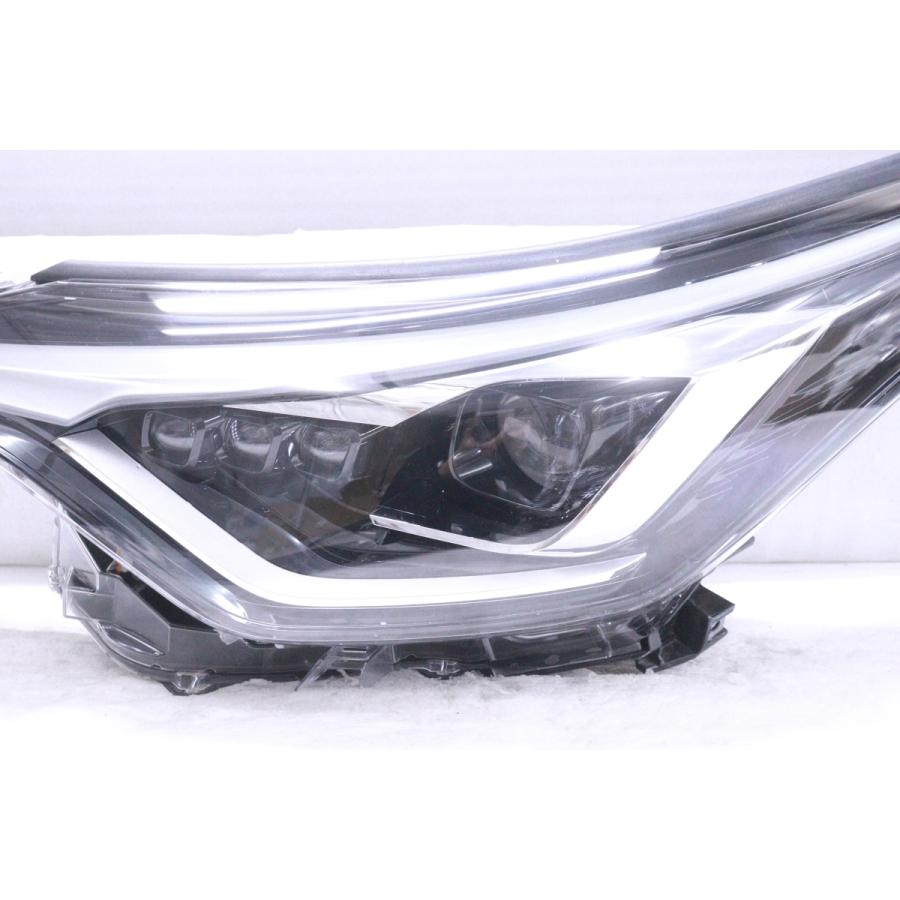 31-814☆【値下】美品☆後期 LED ZYX11 C-HR☆左ヘッドライト KOITO 10 