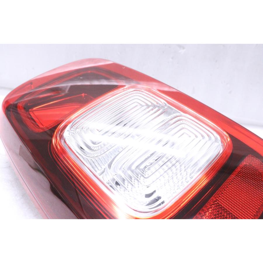 32-1035☆【値下】LED MX81S ワゴンRスマイル☆左テールライト