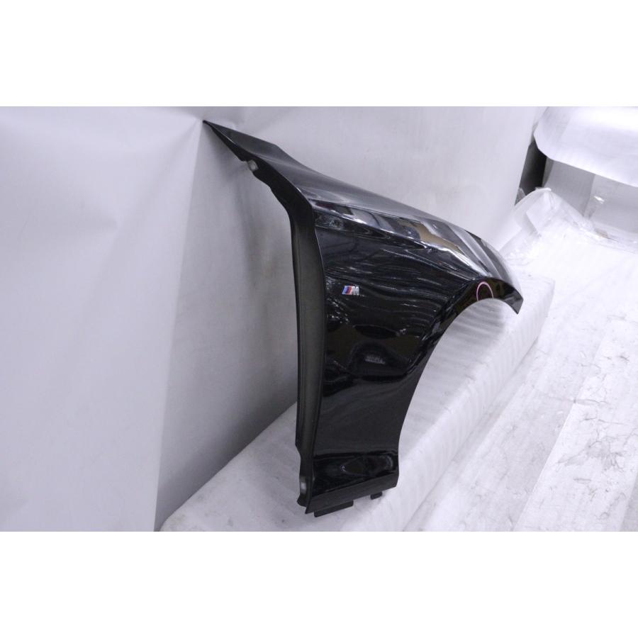 F20 BMW 1シリーズ 右フェンダー ブラック(32780)
