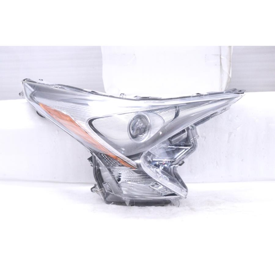 プリウス50 右ヘッドライト 20-2327☆前期 LED ZVW50 プリウス☆右ヘッドライト KOITO 47-75