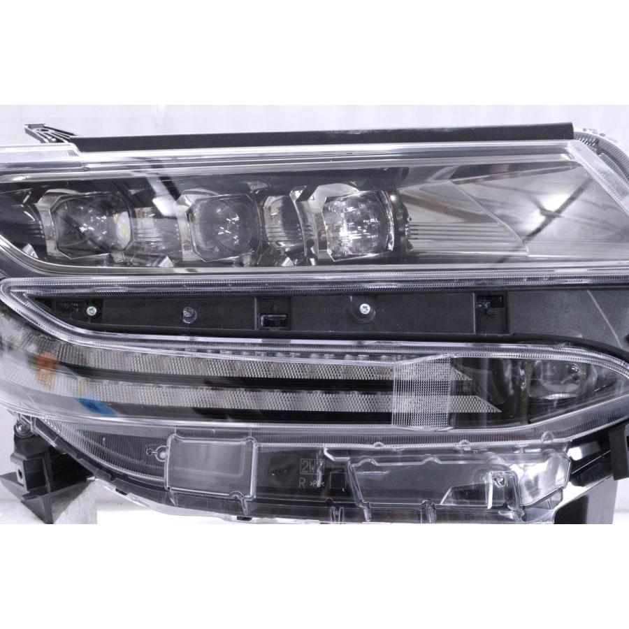 トヨタ アルファード AGH30W/GGH30W/AYH30W 後期 右ライト/右ヘッド