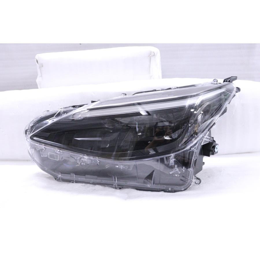 ヤリスクロス左ヘッドライト トヨタ☆ヤリスクロス左ヘッドランプ