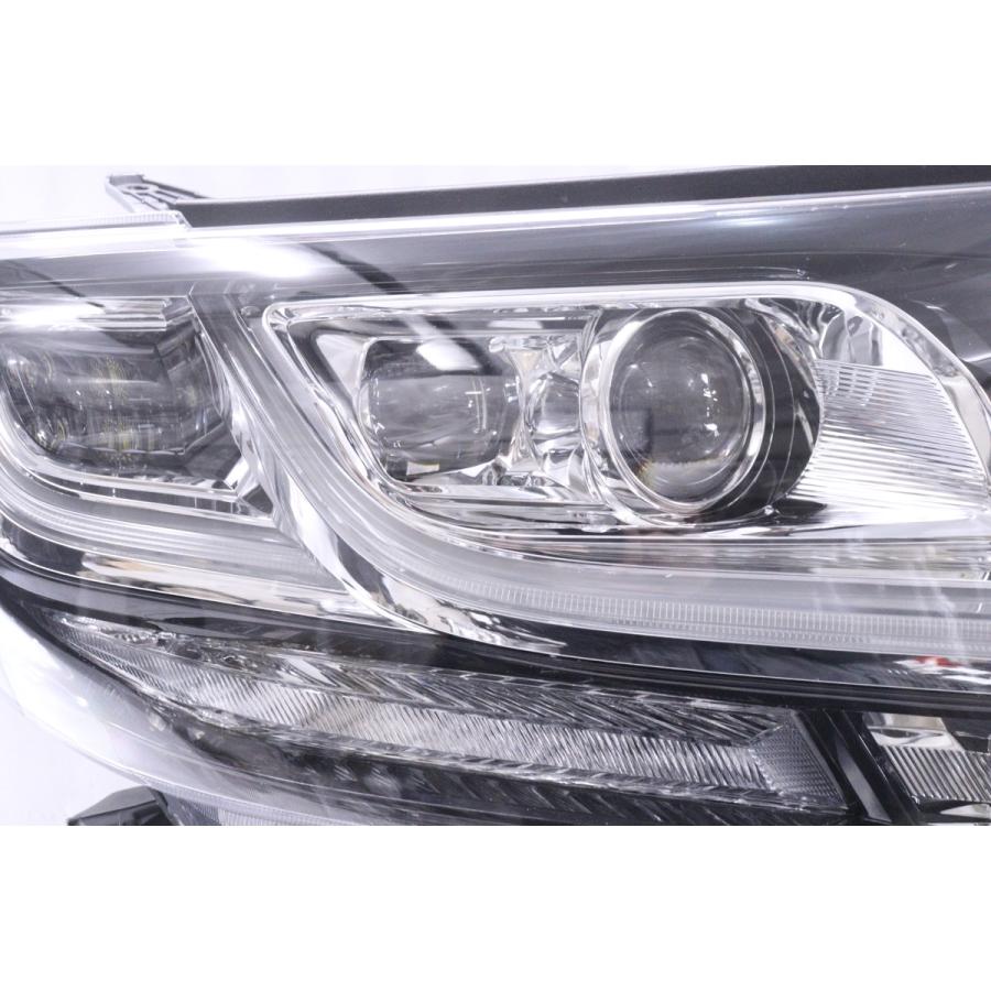 32-889☆美品☆前期 LED AGH30W アルファード S SA☆右ヘッドライト