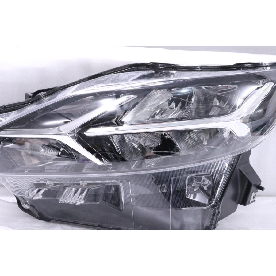 デイズ ハイウェイスター B44W 左ライト KOITO 100-23776 33-1024☆【値下】美品☆LED B44W デイズ☆左ヘッドライト ハイウェイ