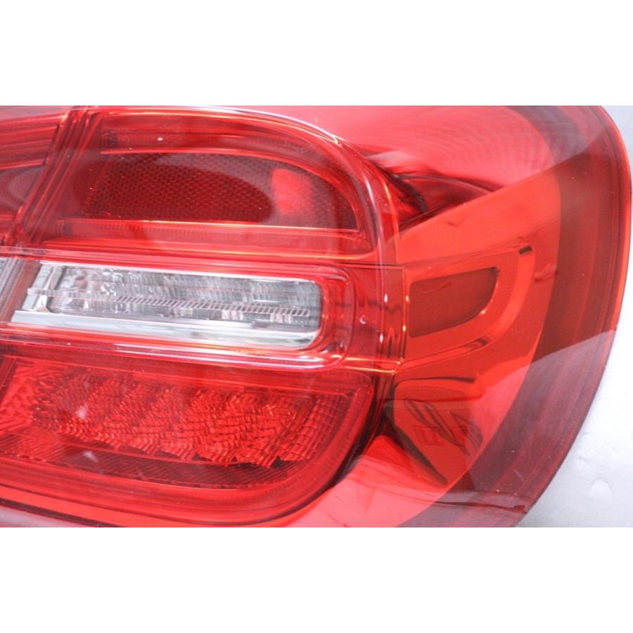 33-142☆美品☆前期 LED X156 ベンツGLAクラス☆左右テールライト