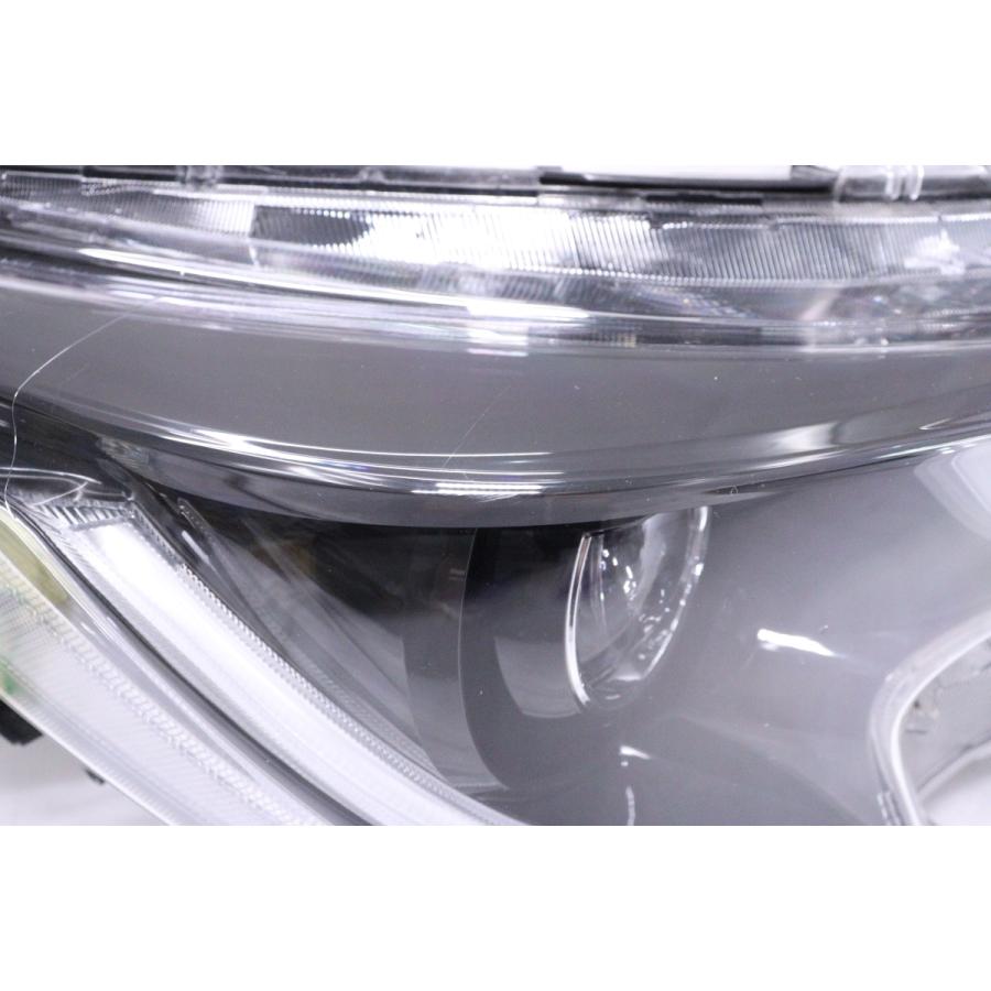 33-1806☆LED NRE210H カローラスポーツ☆右ヘッドライト KOITO 12-614