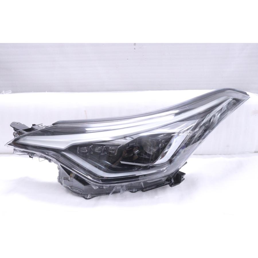 33-1919☆【値下】美品☆後期 LED ZYX11 C-HR☆左ヘッドライト GR