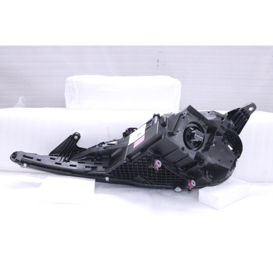 33-2647☆美品 LED DB82 スープラ☆右ヘッドライト LE16C6391 ユニット