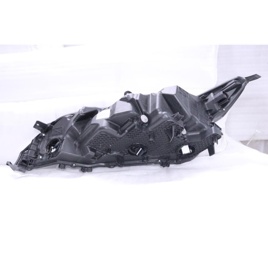 33-439☆後期 LED ZSU60W ハリアー☆右ヘッドライト KOITO 48-192 打刻