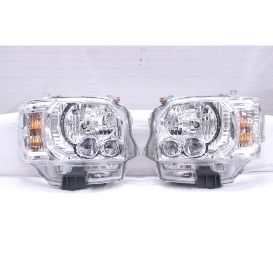 34-1780☆美品☆LED 4型~ 200 ハイエース☆左右ヘッドライト 26-137 84 
