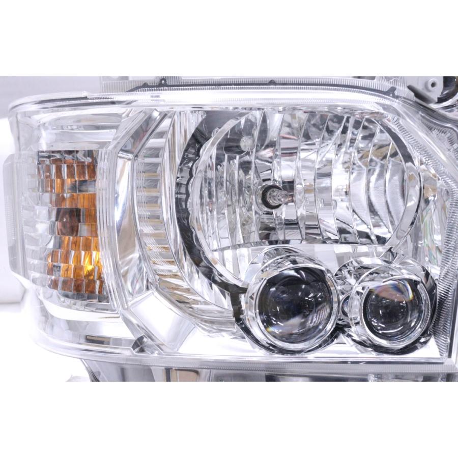 34-1957☆美品☆LED 4型~ 200 ハイエース☆左右ヘッドライト 26-137 84