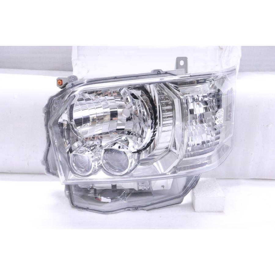 34-2294☆美品☆4型~ LED 200系 ハイエース☆左ヘッドライト KOITO 26 