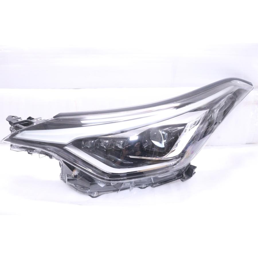 34-242☆【値下】美品☆後期 LED NGX10 C-HR☆左ヘッドライト KOITO 10