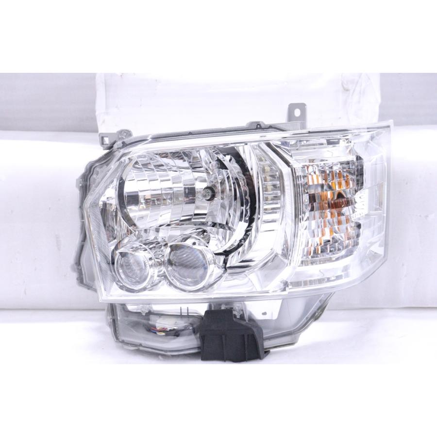 34-2486☆極上品☆4型~ LED 200系 ハイエース☆左ヘッドライト ミドル