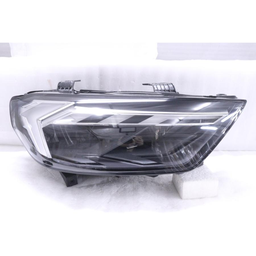 34-685☆【値下】美品☆LED GBD アウディA1 スポーツバック☆右ヘッド
