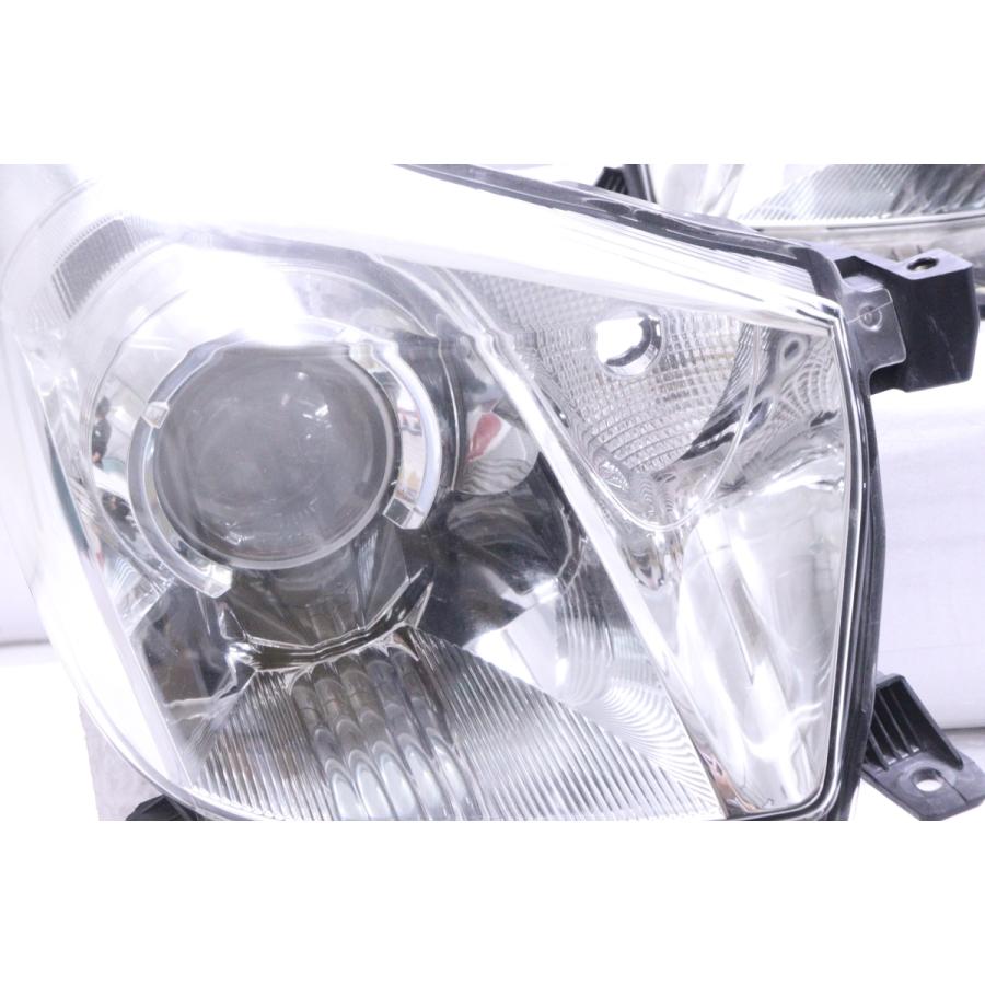輝く高品質な NGJ10 NGJ10 後期 IQ 左右 HID ヘッドライト ライト