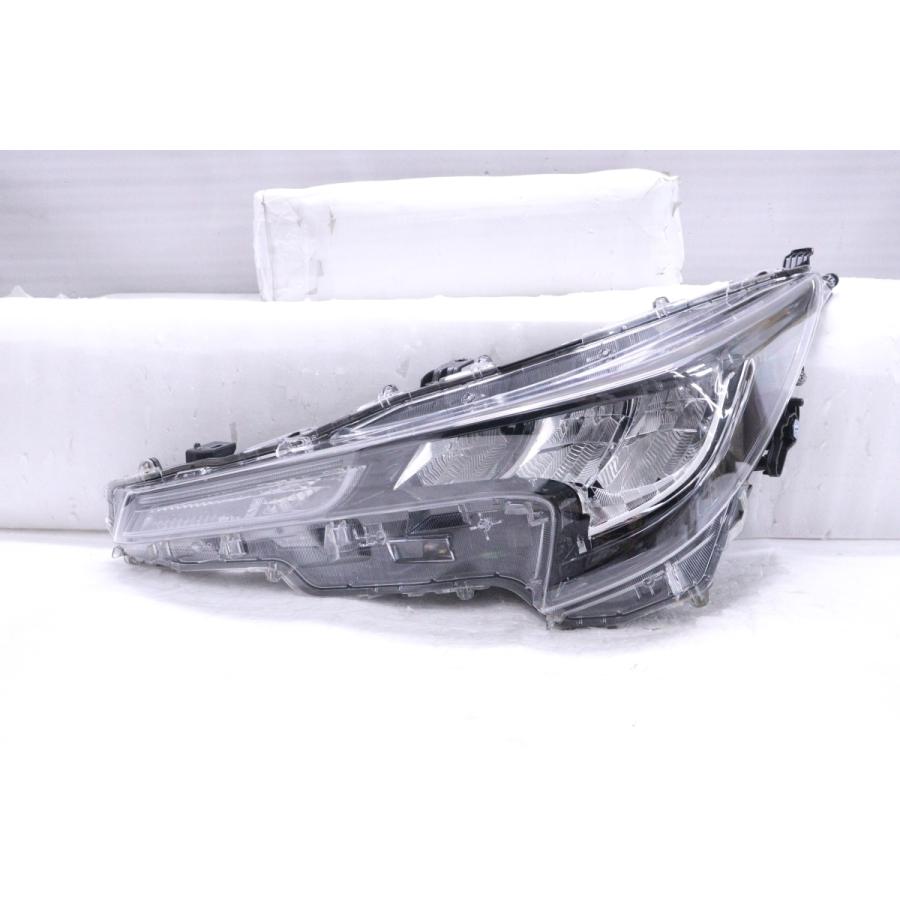 35-1675☆LED ZRE212 カローラ ツーリング☆左ヘッドライト KOITO 12 