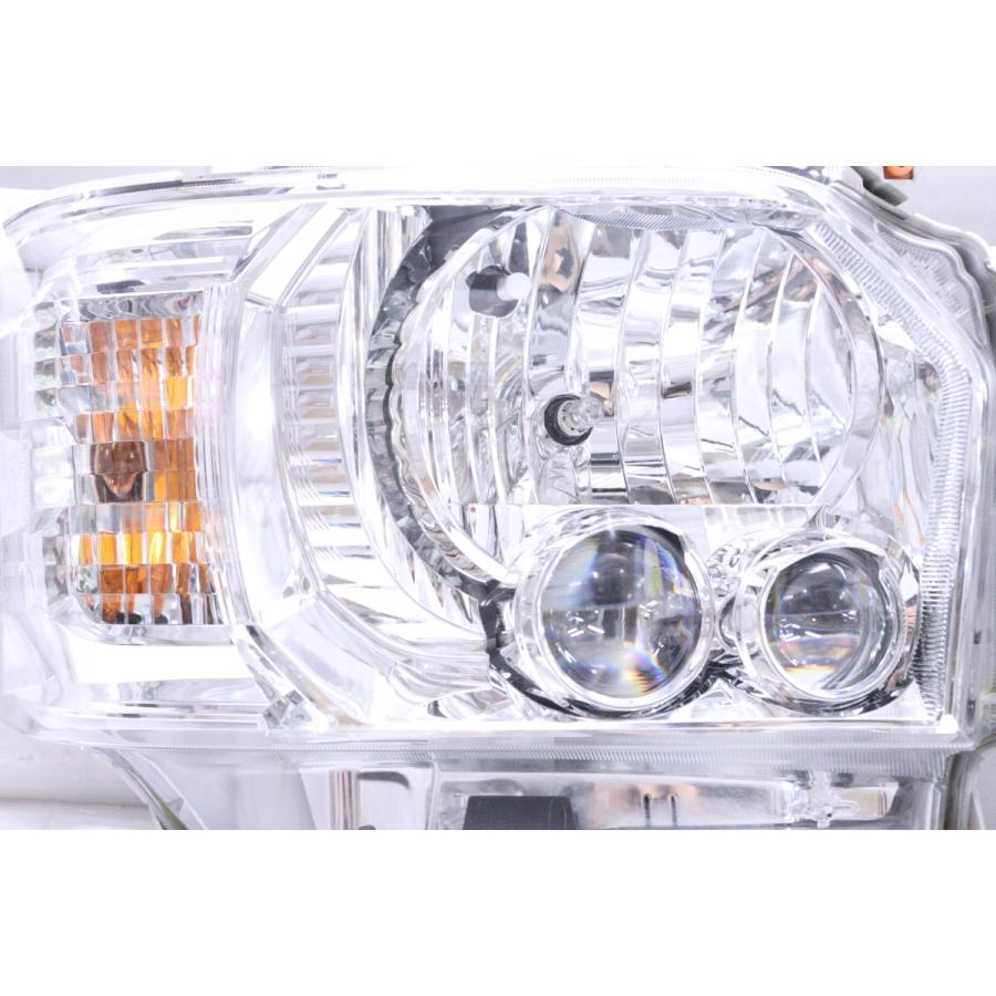 35-2255☆美品☆LED 4型~ 200 ハイエース☆左右ヘッドライト 26-137 84