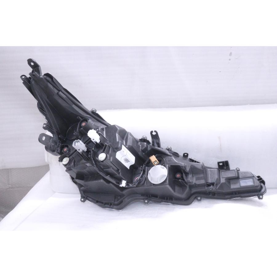 35-2289☆美品☆LED NRE210H カローラスポーツ☆左ヘッドライト KOITO