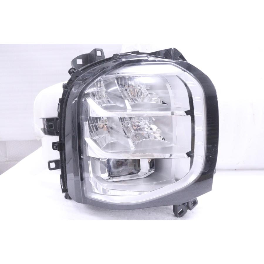 35-2483☆LED GN0W アウトランダーPHEV☆右ヘッドライト STANLEY W5237 