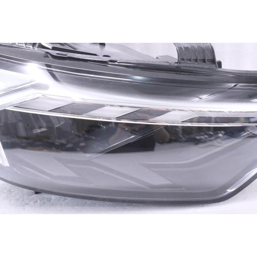 35-545☆【値下】美品☆LED GBD アウディ A1 スポーツバック☆右ヘッド