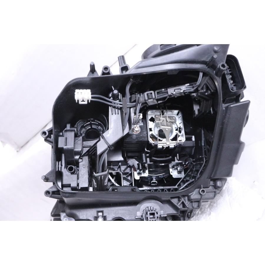 トミファク　 ポルシェ　タイカン　ヘッドライト右 トミファク ポルシェ タイカン ヘッドライト右 トミファク様専用