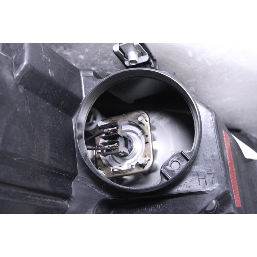 35-951☆ハロゲン AWCHZ VW ポロ☆左ヘッドライト 2G2 941 005