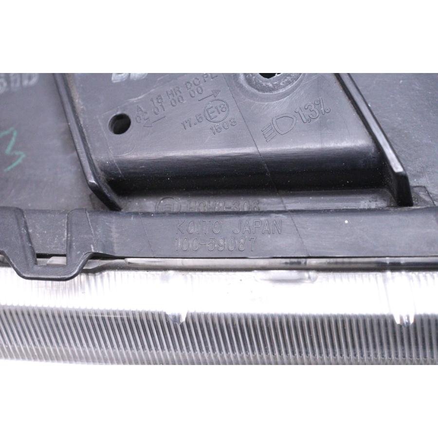 36-1153☆HID TD54W エスクード☆右ヘッドライト KOITO 100-59087 打刻