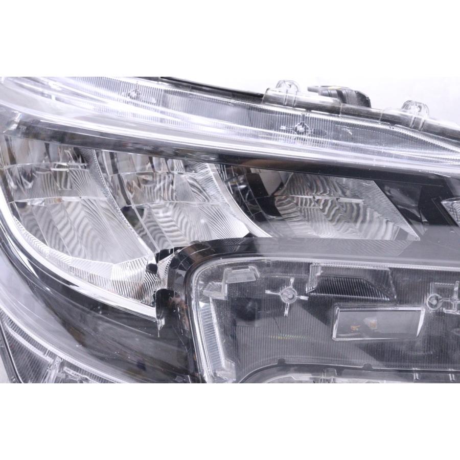 36-1471☆LED ZRE212 カローラ☆右ヘッドライト KOITO 12-633 打刻:U