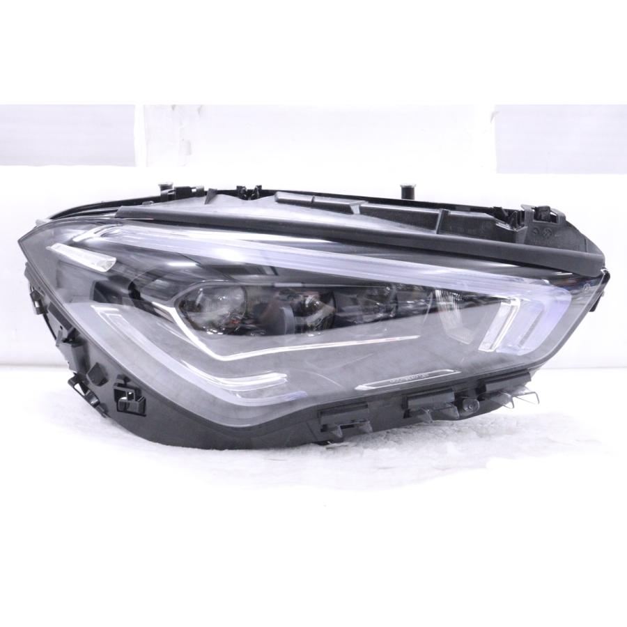 36-197☆美品☆LED C118 ベンツ CLAクラス☆右ヘッドライト A 118 906