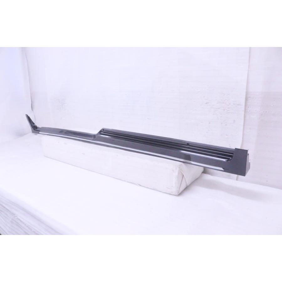 36-2185☆未使用品☆純正OP☆ZRR80G ノア ヴォクシー 右サイドステップ 